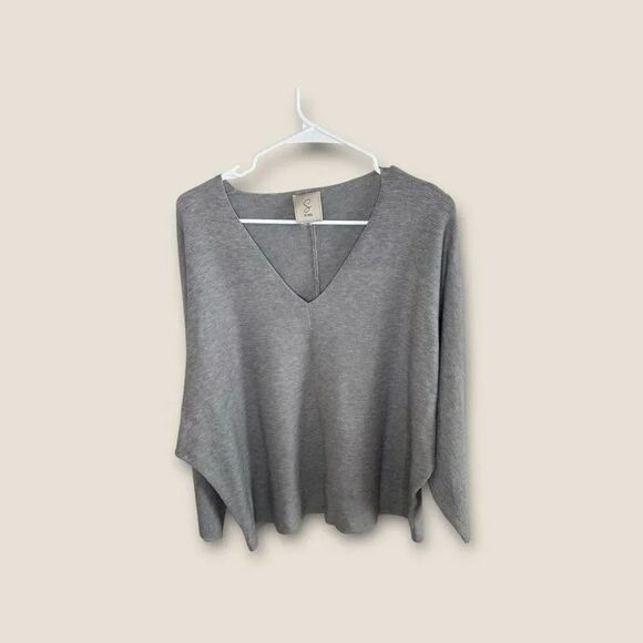 Sioni Dolman Sleeve V Neck Swearer Gray Exposed Seam Size XL - Picture 1 of 5